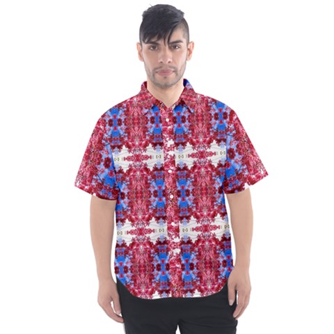 High 020  Men s Short Sleeve Shirt by Momc