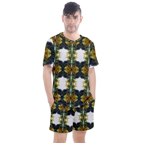 Evolution 008 Men s Mesh Tee And Shorts Set by Momc