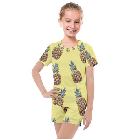 Pineapples Fruit Pattern Texture Kids  Mesh Tee And Shorts Set by Simbadda