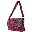 Retro Girl Daisy Chain Pattern Pink Full Print Messenger Bag View1