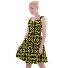Df Manzanilla Knee Length Skater Dress by deformigo