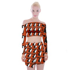  Bull In Comic Style Pattern - Mad Farming Animals Off Shoulder Top With Mini Skirt Set by DinzDas