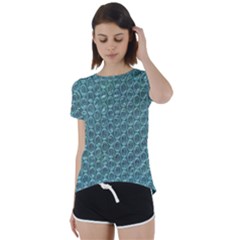 Bubble Wrap Short Sleeve Foldover Tee by artworkshop