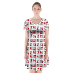 Spanish Love Phrase Motif Pattern Short Sleeve V-neck Flare Dress by dflcprintsclothing