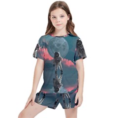 Astronaut-moon-space-nasa-planet Kids  T-shirt And Sports Shorts Set by Cowasu