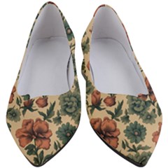 Victorian Beige And Teal Flower Pattern Women s Block Heels  by violetheavensky