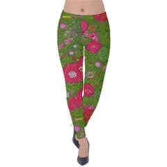 Mid Century Retro Floral 1970s 1960s Pattern 88 Velvet Leggings by violetheavensky