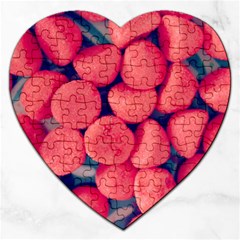 Fraise Bonbons Jigsaw Puzzle (heart) by kcreatif