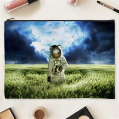 Astronaut Cosmetic Bag (xxxl) by Ket1n9