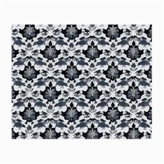Gothic Leaf Pattern Small Glasses Cloth by violetheavensky